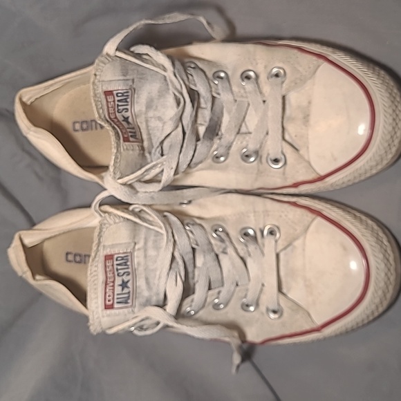 Converse - Picture 1 of 4